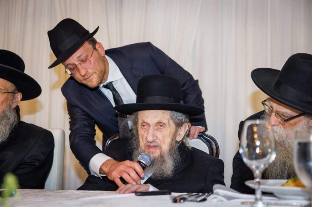 תיעוד: גדולי ישראל במסע קרן עולם התורה בלוס אנג'לס