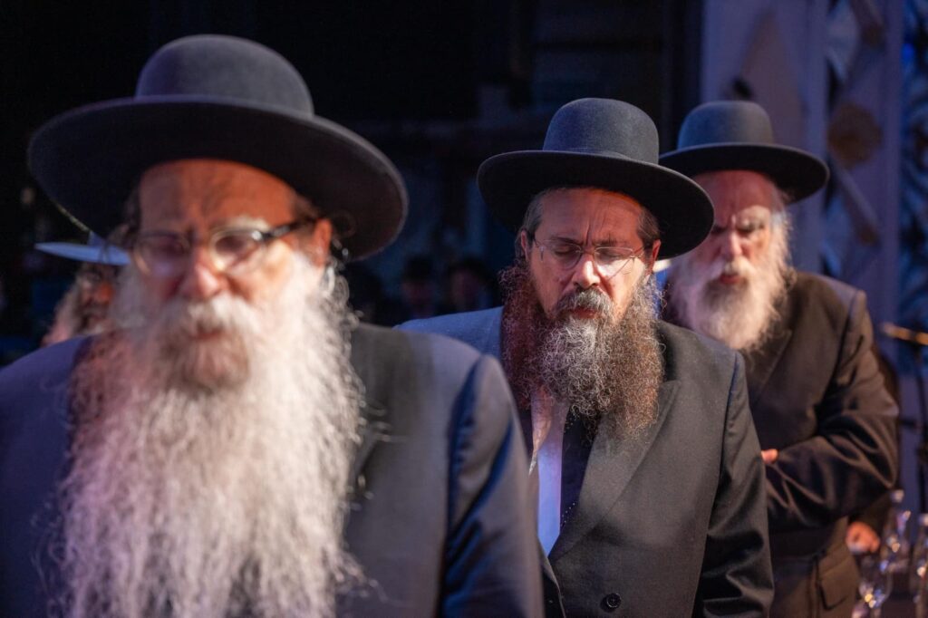 תיעוד: גדולי ישראל במסע קרן עולם התורה בלוס אנג'לס