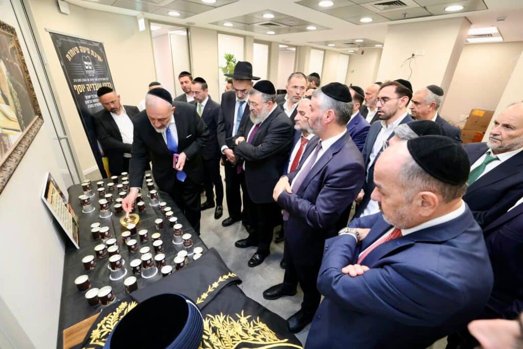 ש"ס התכנסה לישיבה לזכר הראשל"צ הרב עובדיה יוסף