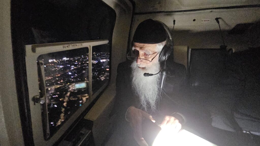 אנשי הסוד נחשפים: סדר היום, נאמני הבית והמשפיעים