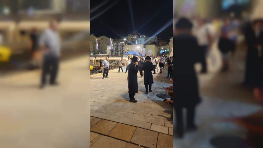 איצקוביץ': הזמר ששכח את הכובע והסולחה בדרך למינוי