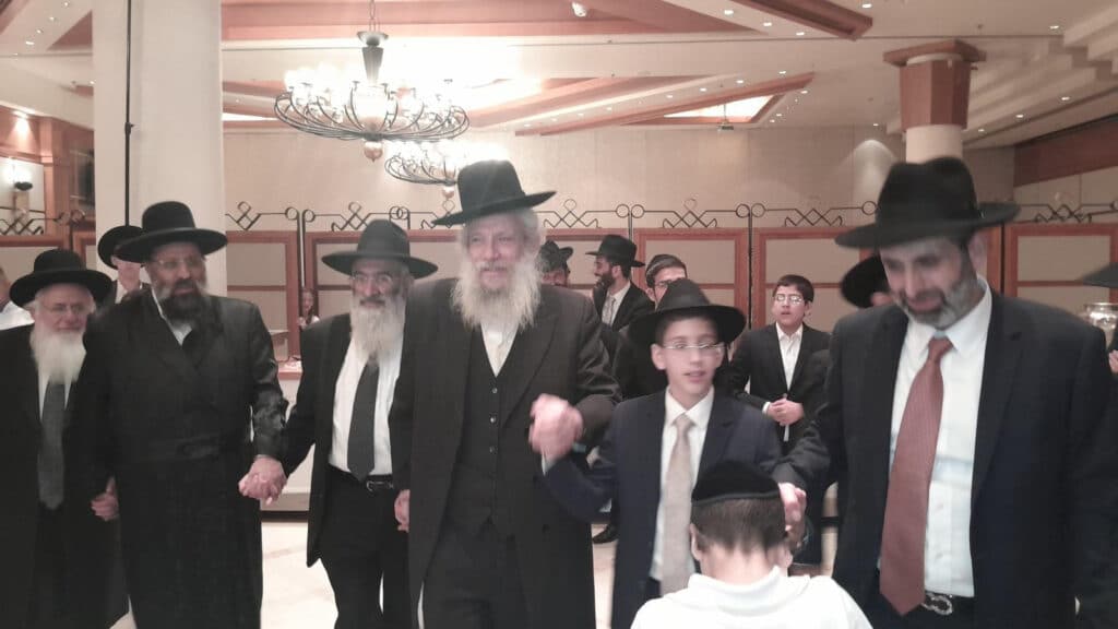 איצקוביץ': הזמר ששכח את הכובע והסולחה בדרך למינוי