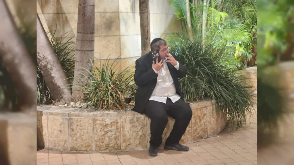 איצקוביץ': הזמר ששכח את הכובע והסולחה בדרך למינוי