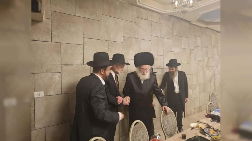 איצקוביץ': הזמר ששכח את הכובע והסולחה בדרך למינוי