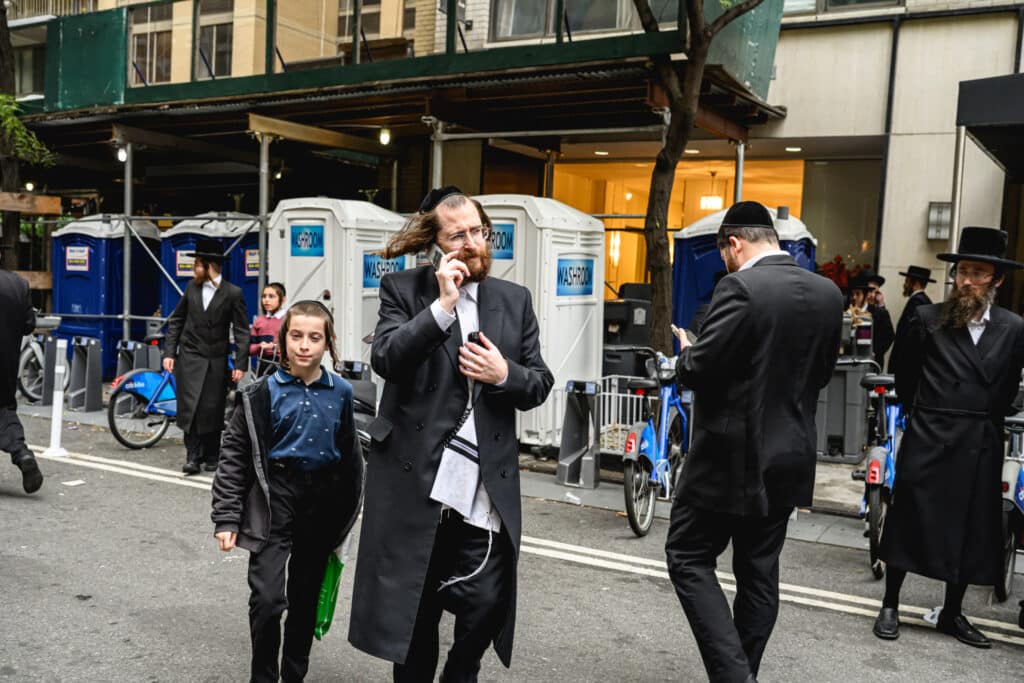 רבבות זעקו ומחו נגד גזירת גיוס בני הישיבות