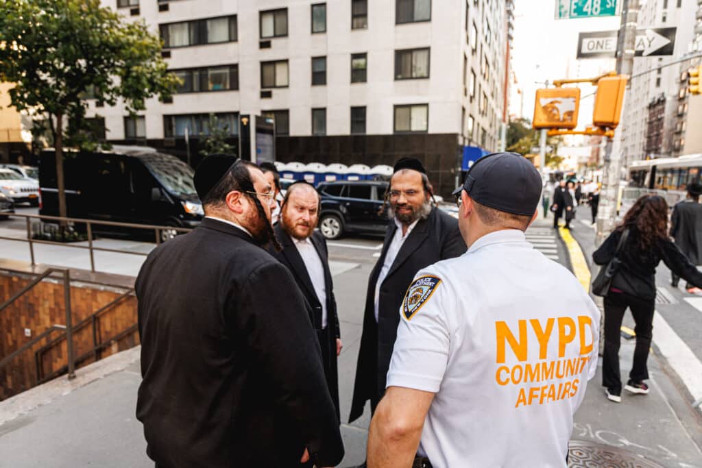 רבבות זעקו ומחו נגד גזירת גיוס בני הישיבות