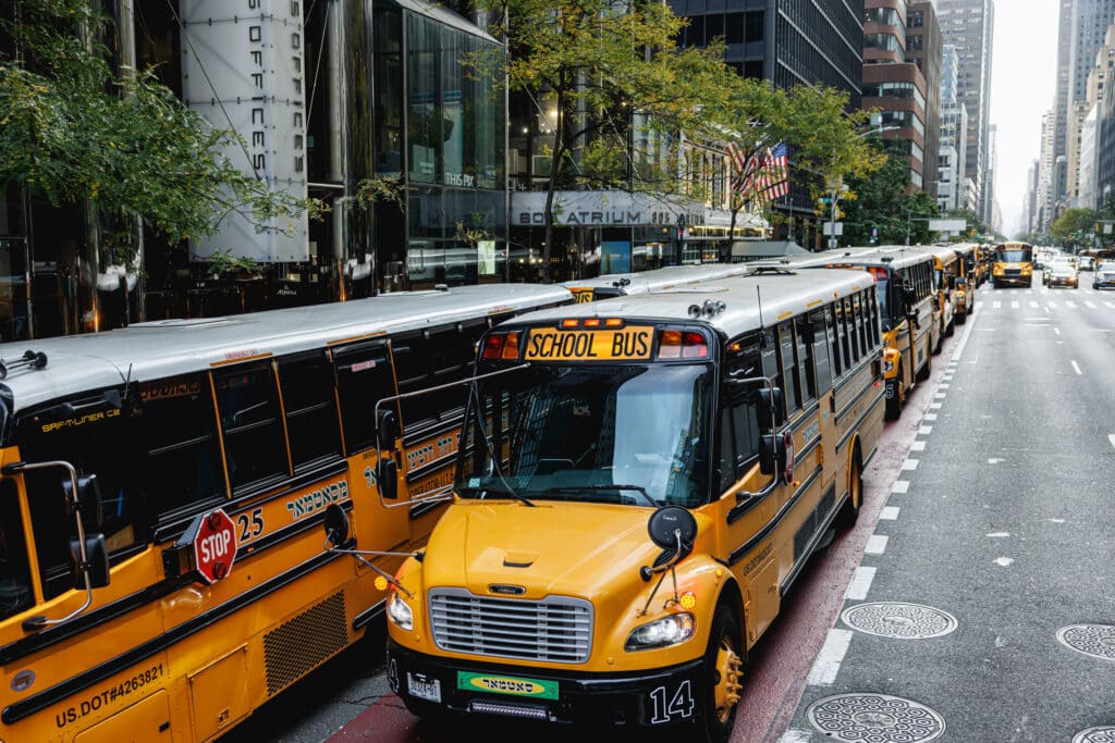 רבבות זעקו ומחו נגד גזירת גיוס בני הישיבות