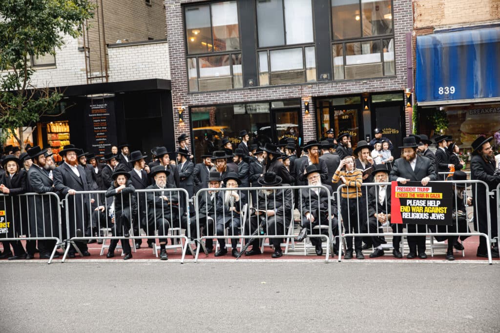 רבבות זעקו ומחו נגד גזירת גיוס בני הישיבות