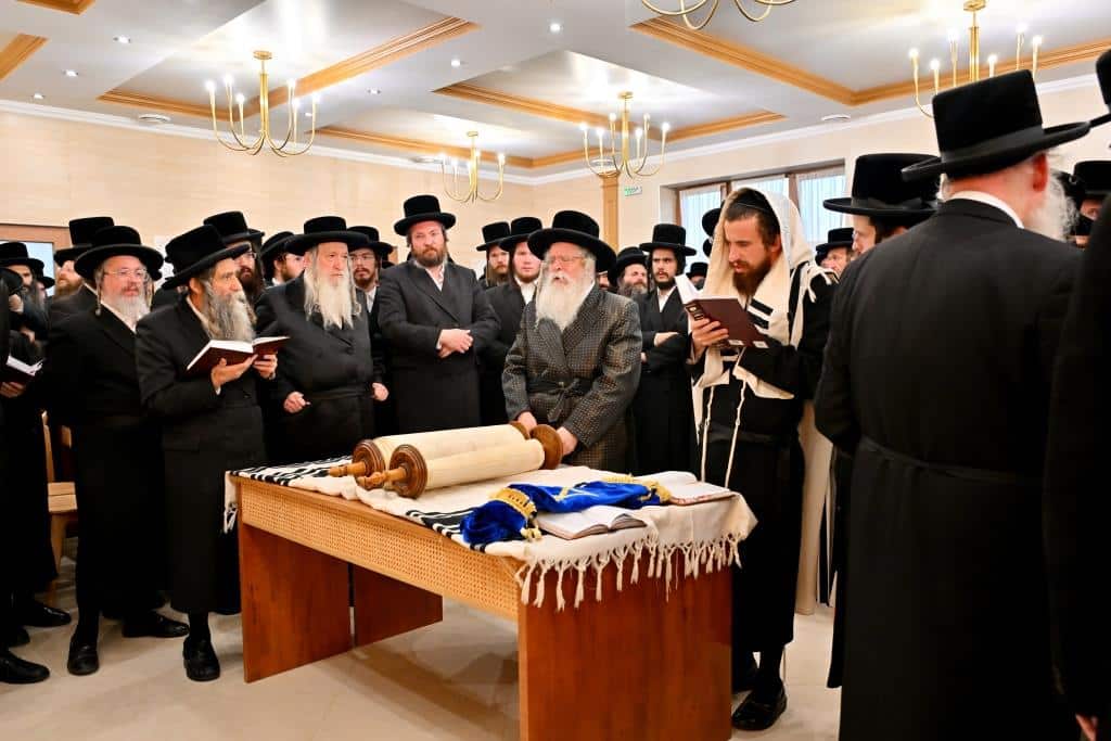 המסע ההיסטורי לביסוס חצר נדבורנה ירושלים בבישטנא