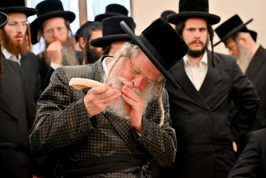 המסע ההיסטורי לביסוס חצר נדבורנה ירושלים בבישטנא