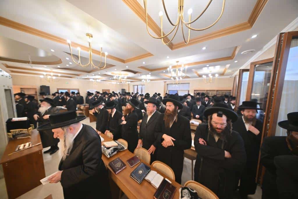 המסע ההיסטורי לביסוס חצר נדבורנה ירושלים בבישטנא