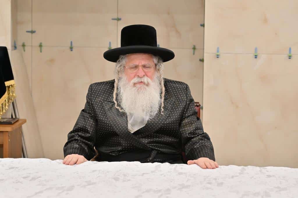 המסע ההיסטורי לביסוס חצר נדבורנה ירושלים בבישטנא