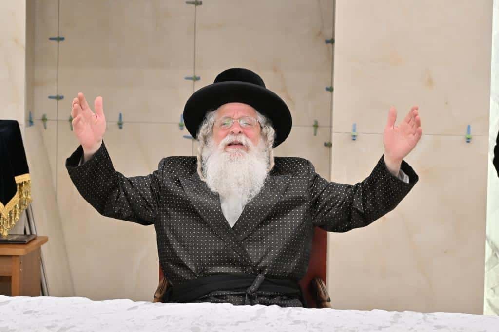 המסע ההיסטורי לביסוס חצר נדבורנה ירושלים בבישטנא