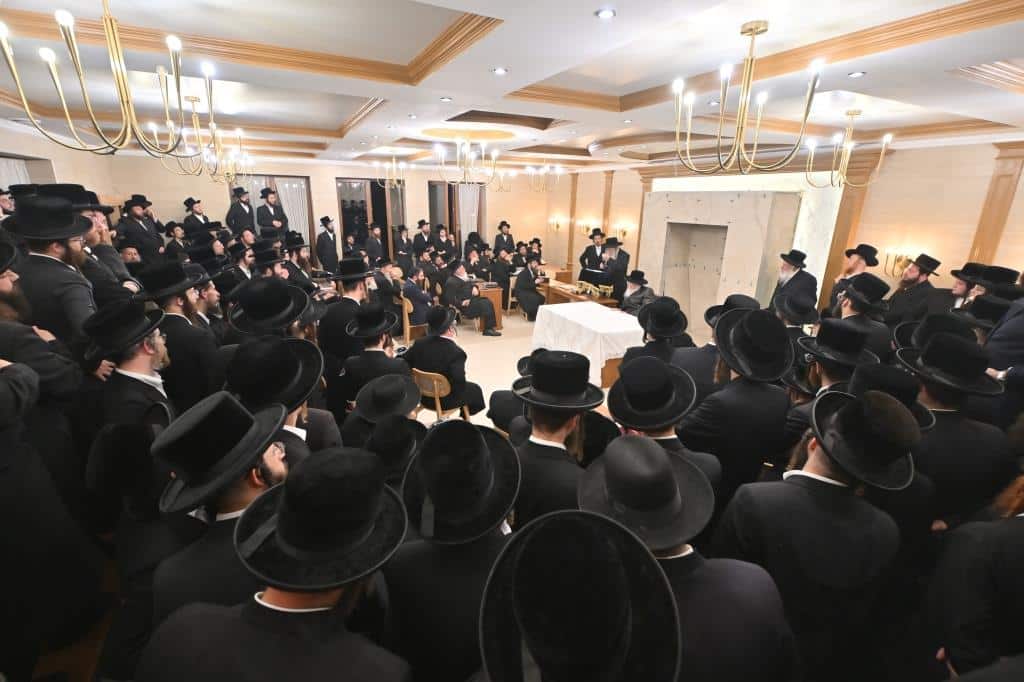 המסע ההיסטורי לביסוס חצר נדבורנה ירושלים בבישטנא