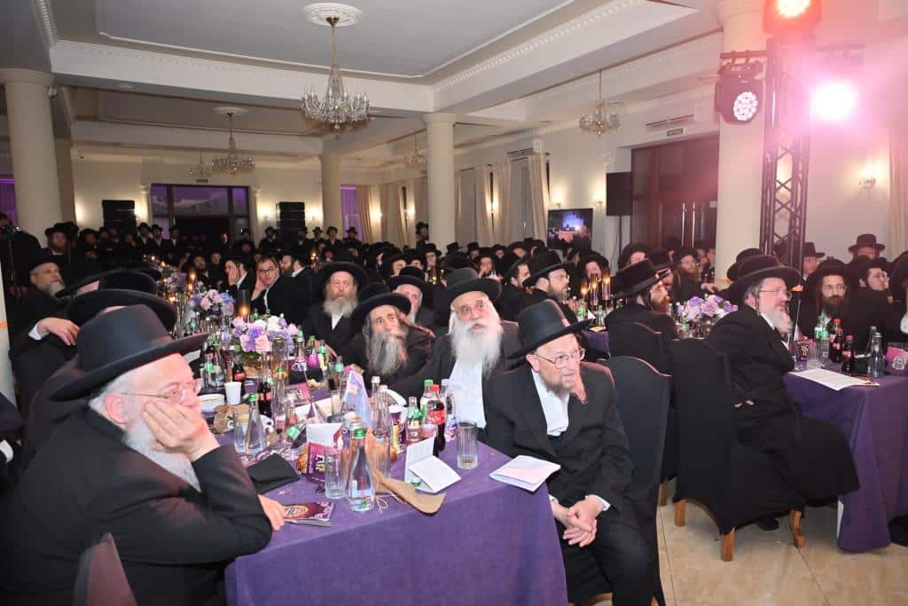 המסע ההיסטורי לביסוס חצר נדבורנה ירושלים בבישטנא