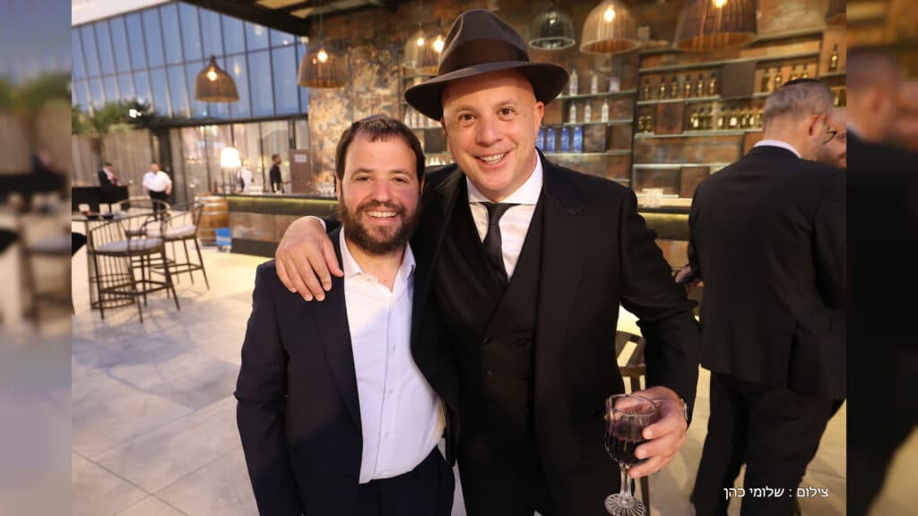 טוקר חיתן את הבת, כולם הגיעו לשמח - גלריה