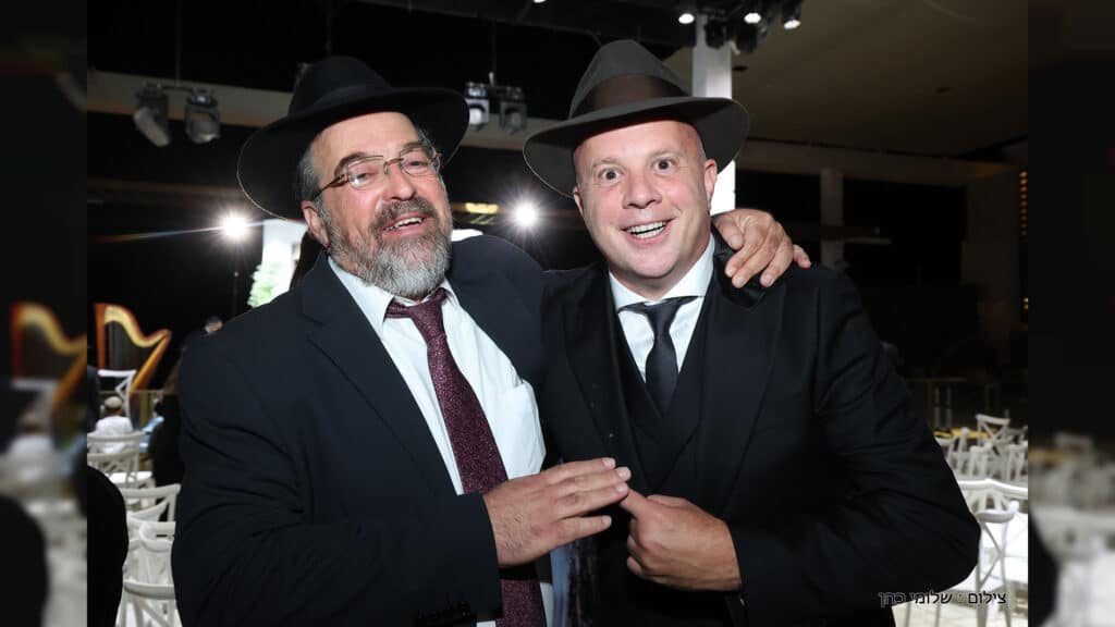 טוקר חיתן את הבת, כולם הגיעו לשמח - גלריה