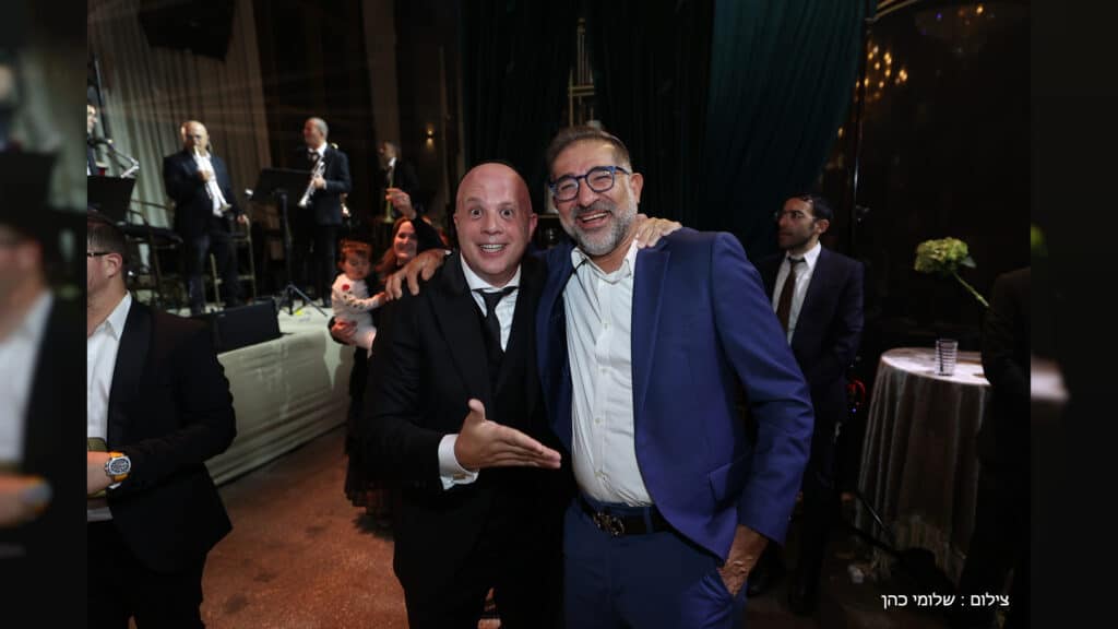 טוקר חיתן את הבת, כולם הגיעו לשמח - גלריה