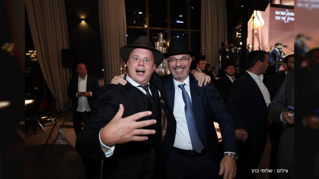 טוקר חיתן את הבת, כולם הגיעו לשמח - גלריה