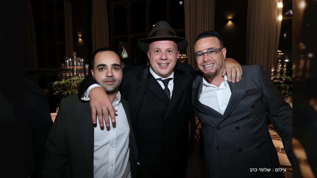 טוקר חיתן את הבת, כולם הגיעו לשמח - גלריה