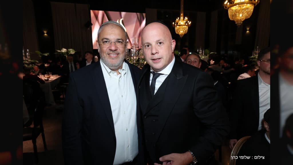 טוקר חיתן את הבת, כולם הגיעו לשמח - גלריה