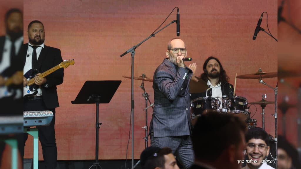 טוקר חיתן את הבת, כולם הגיעו לשמח - גלריה