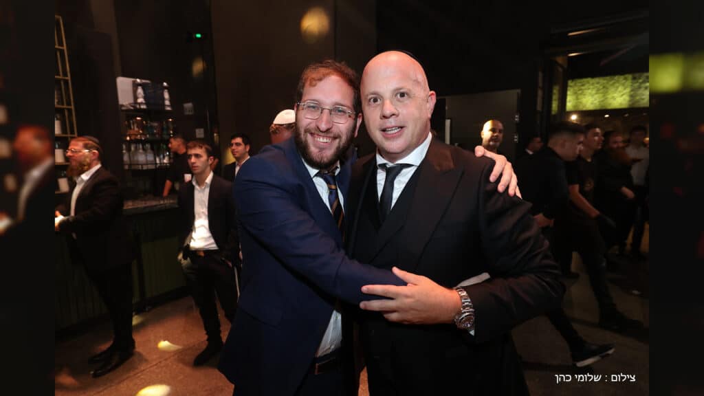 טוקר חיתן את הבת, כולם הגיעו לשמח - גלריה