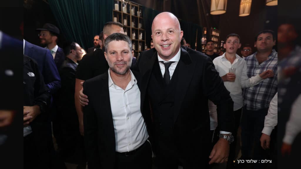 טוקר חיתן את הבת, כולם הגיעו לשמח - גלריה