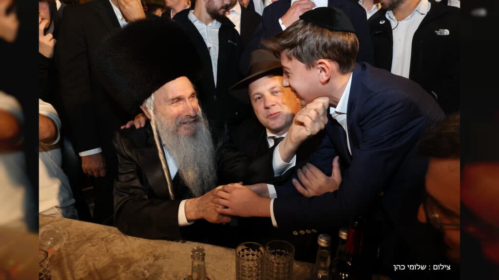 טוקר חיתן את הבת, כולם הגיעו לשמח - גלריה