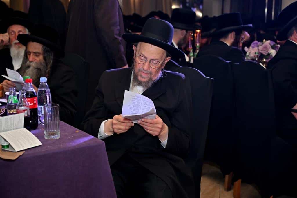 המסע ההיסטורי לביסוס חצר נדבורנה ירושלים בבישטנא