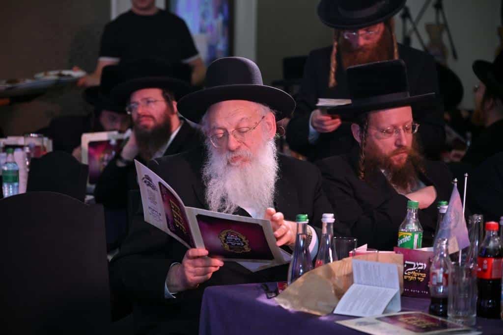 המסע ההיסטורי לביסוס חצר נדבורנה ירושלים בבישטנא