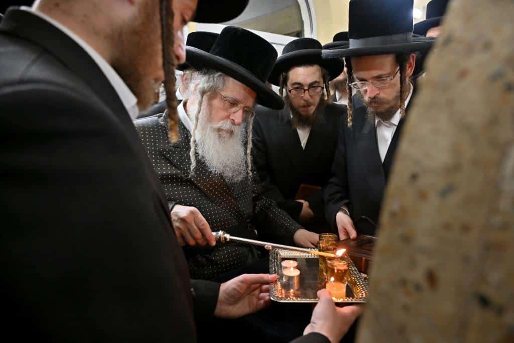 המסע ההיסטורי לביסוס חצר נדבורנה ירושלים בבישטנא