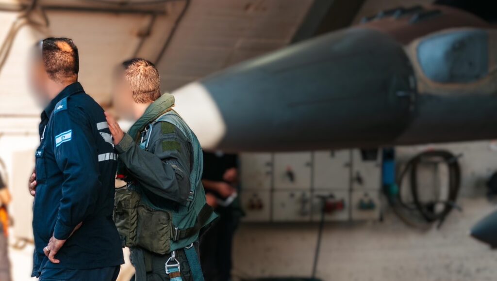 "אתה שולח אותם ולא יודע אם יחזרו": מפקד הטייסת מדבר