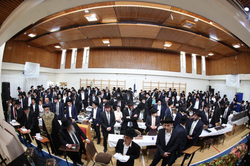 הקבלת פני מרנן ורבנן ומעמד 100 סיומי מסכתות בשכונת רמות בירושלים