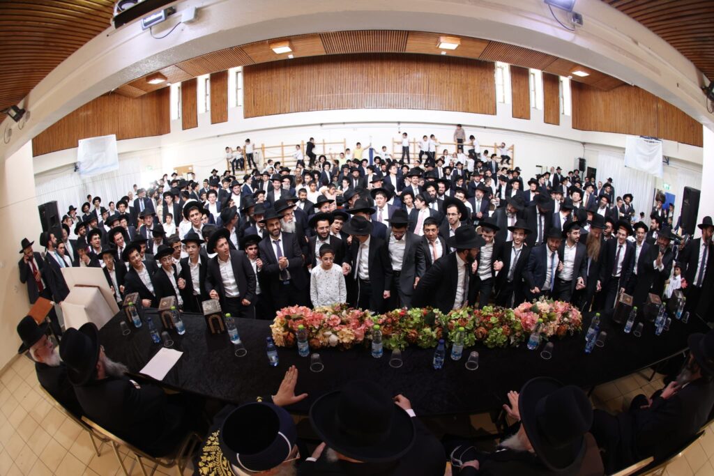 הקבלת פני מרנן ורבנן ומעמד 100 סיומי מסכתות בשכונת רמות בירושלים