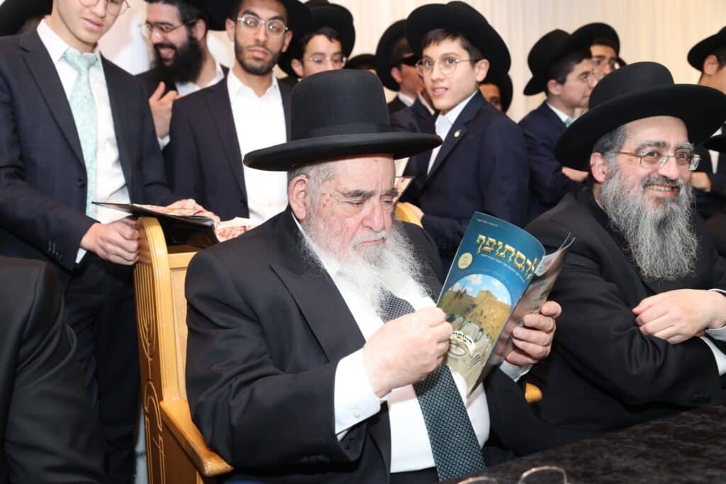 הקבלת פני מרנן ורבנן ומעמד 100 סיומי מסכתות בשכונת רמות בירושלים