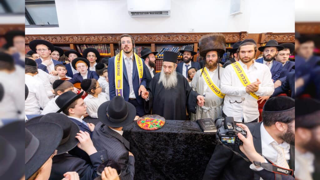 אסירי עולם התורה בהקבלת פני רבו אצל חכם ניסים בן שמעון