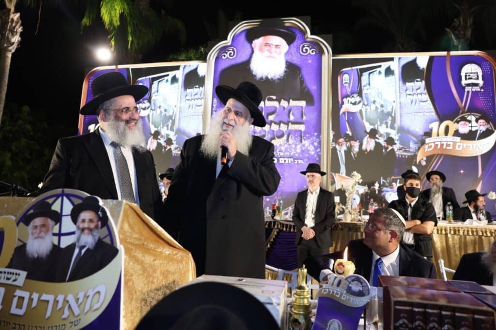 גלריה: המונים בהילולא המרכזית לזכרו של הרב אברג'ל זצ"ל