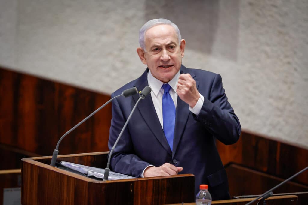 האמריקאים נוהרים ובשמאל מרירים | אריה זיסמן