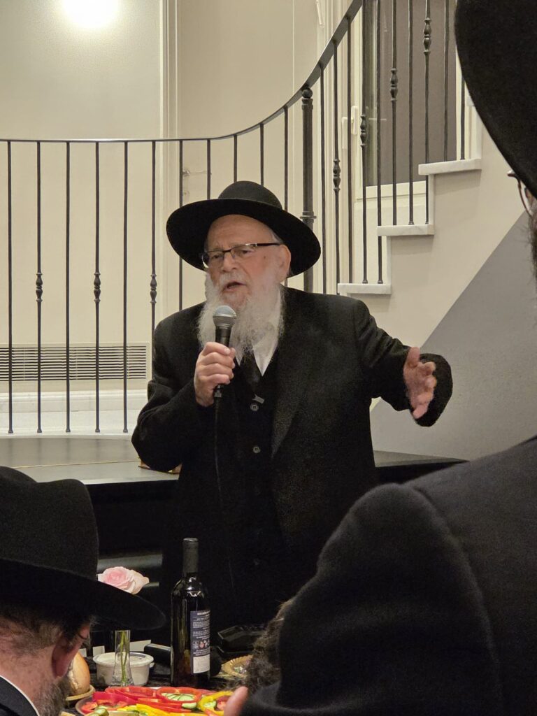 סעודת מלווה מלכה לבוגרי ישיבת "חכמת שלמה"