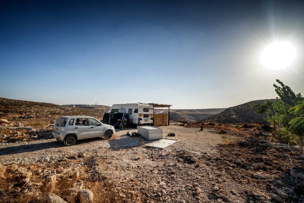 החרדים הגיעו לחגוג במאחז החדש: "יש פתרון גם מחוץ לבני ברק"