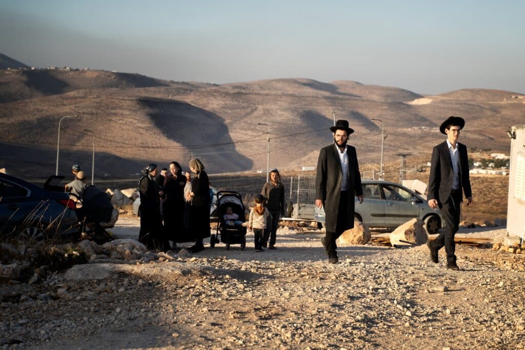 החרדים הגיעו לחגוג במאחז החדש: "יש פתרון גם מחוץ לבני ברק"