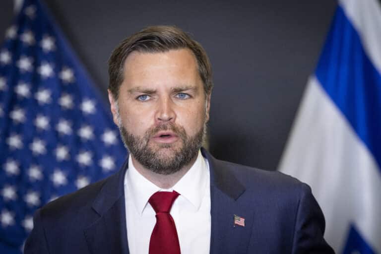 איראן פוסלת את קושנר ודורשת לדבר ישירות עם ג