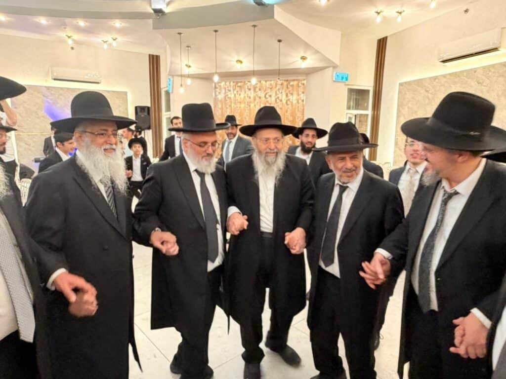 רבנים ואישי ציבור השתתפו בבר מצוה לבנו של הגר"ע צדוק