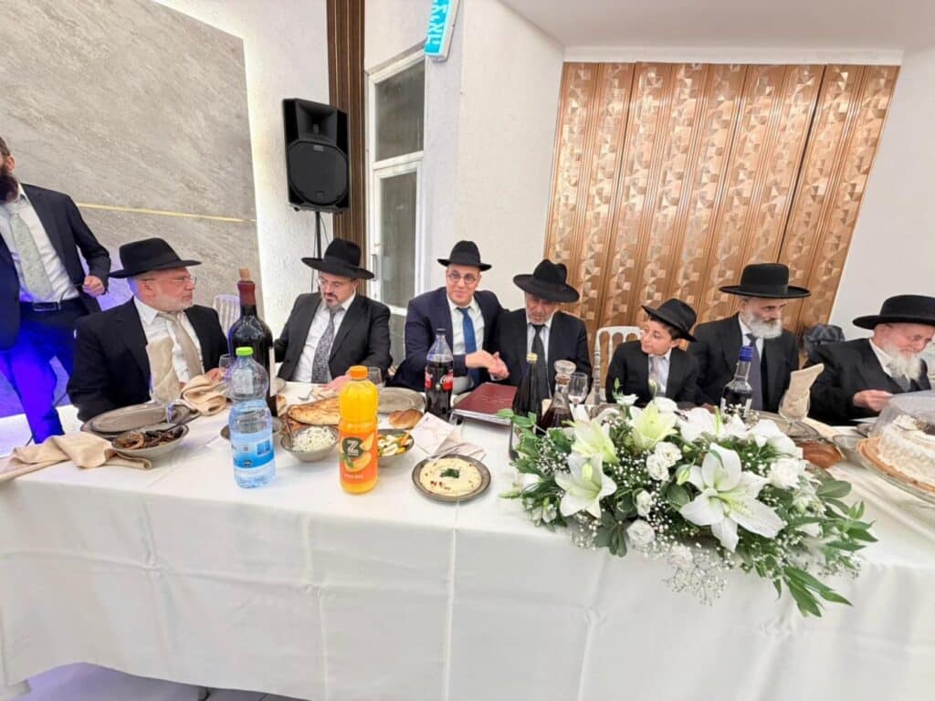 רבנים ואישי ציבור השתתפו בבר מצוה לבנו של הגר"ע צדוק