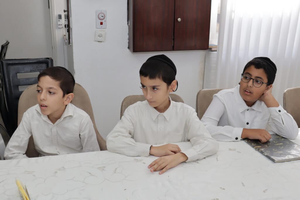 התלמידים מאחיסמך עלו להבחן אצל חבר המועצת הגר”א סלים