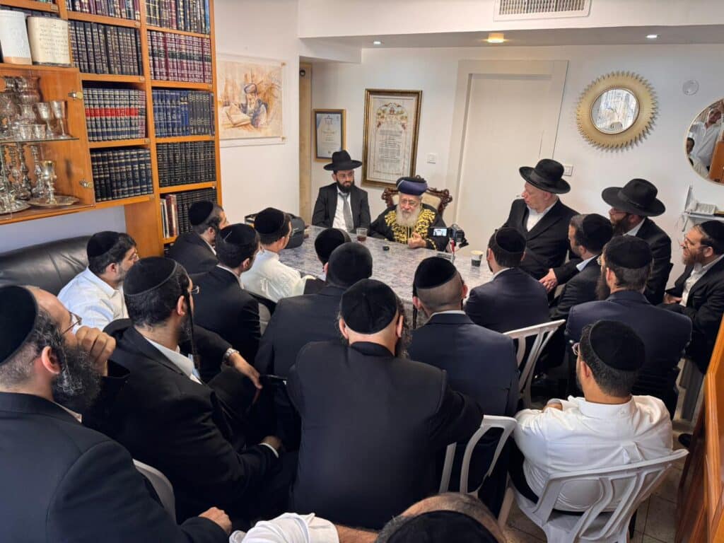 גלריה: אברכי כולל פתח הדביר במעונו של הראשון לציון