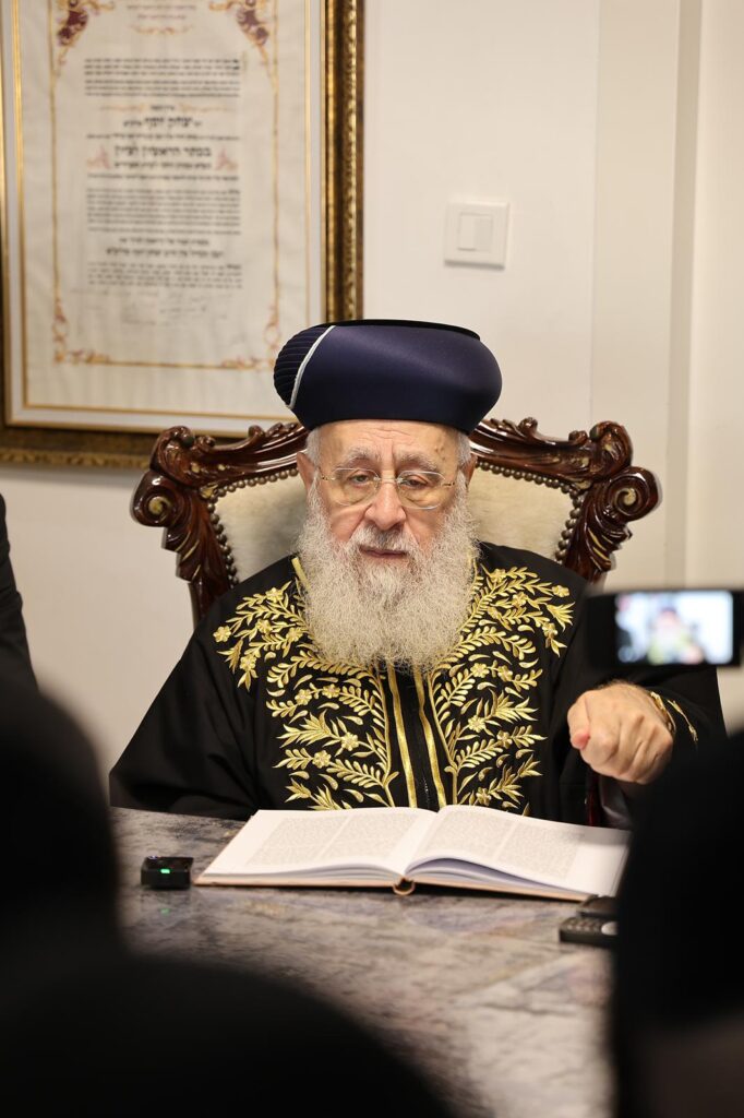 גלריה: אברכי כולל פתח הדביר במעונו של הראשון לציון