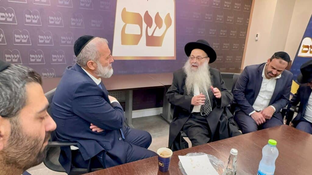 הגר"מ מאיה הגיע לישיבת סיעת ש"ס כדי לתמוך בדרעי