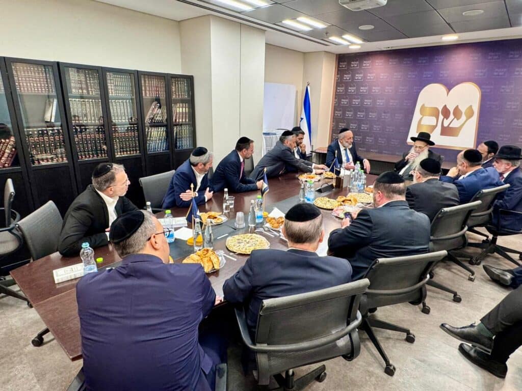 הגר"מ מאיה הגיע לישיבת סיעת ש"ס כדי לתמוך בדרעי